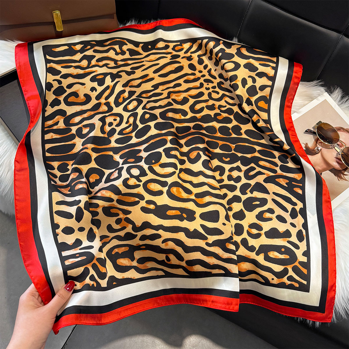 Luxe Luipaard Print 70*70 Cm V - Waist Trainer Women recensie en prijs