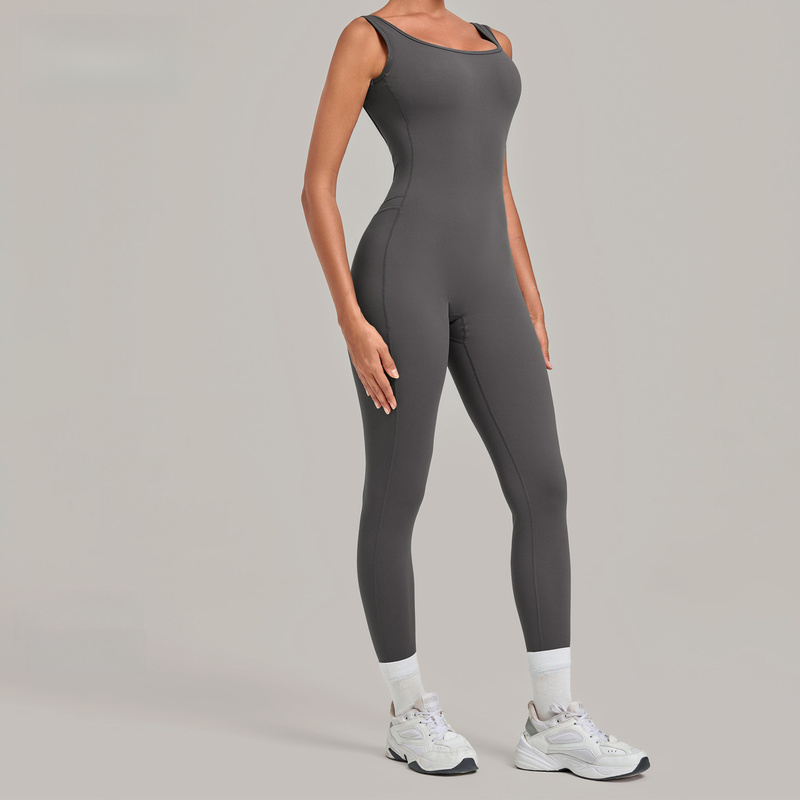Yoga jumpsuit met diepe ruguit - Yoga Fitness Wear recensie en prijs